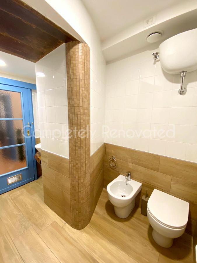 Caprese Experience - Light Blu Apt - Dante เนเปิลส์ ภายนอก รูปภาพ